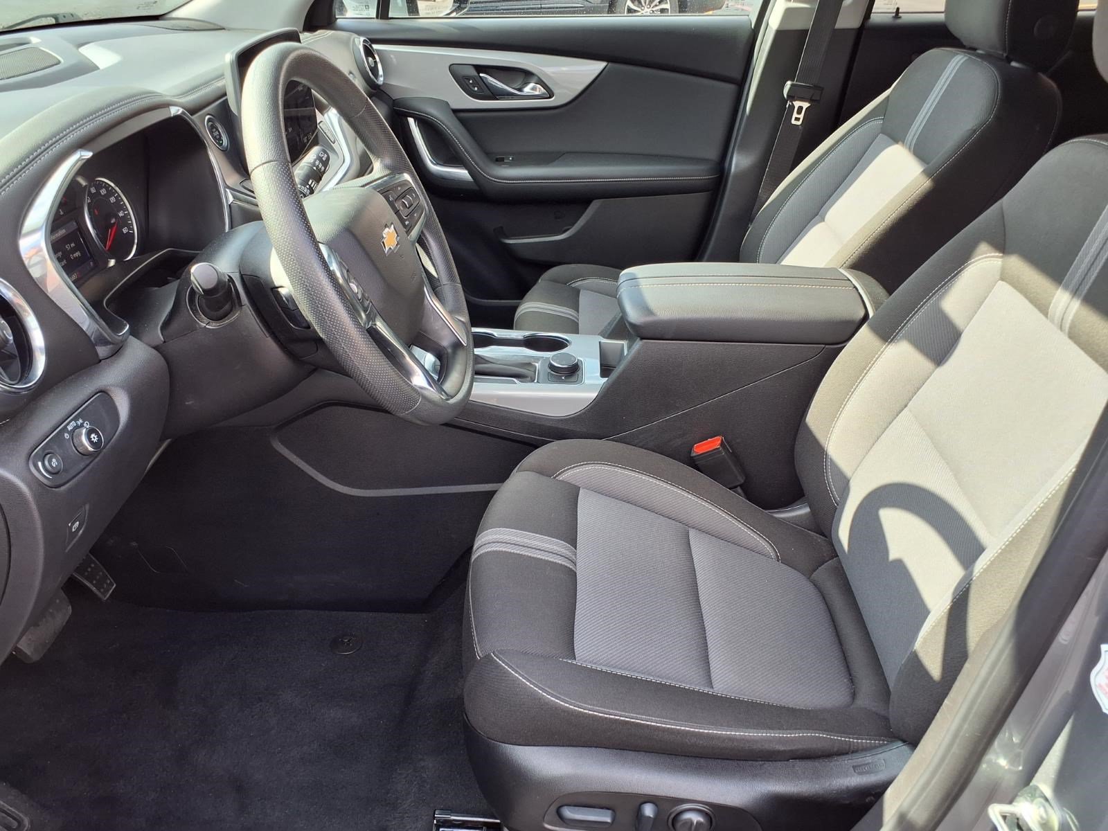 Used 2025 Chevrolet Blazer LT AWD/4WD image 14