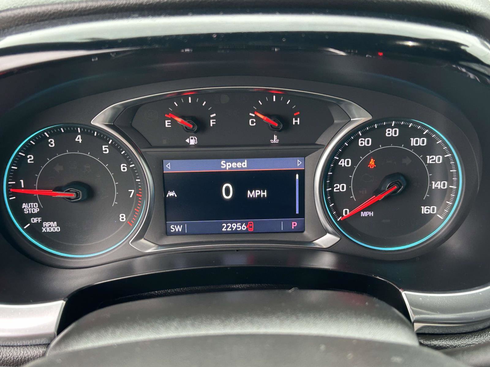 Used 2023 Chevrolet Traverse LT image 23