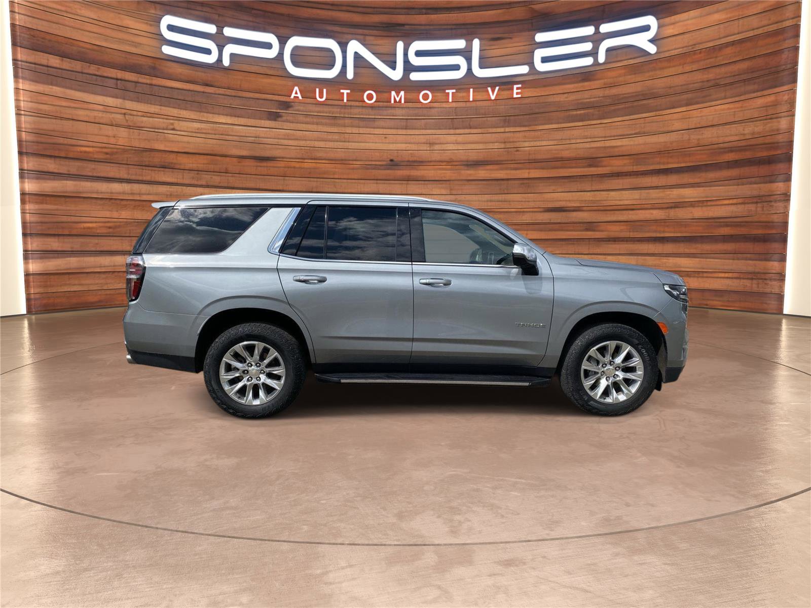 Used 2023 Chevrolet Tahoe Premier image 8