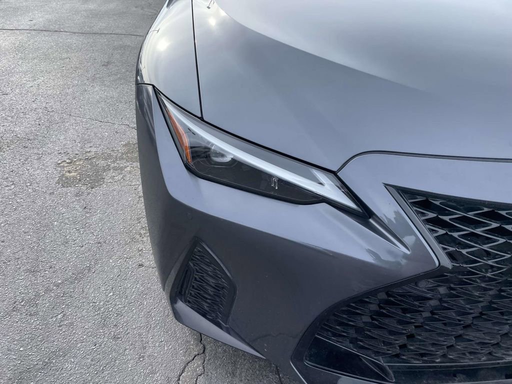 Used 2022 Lexus IS 350 F Sport w/ Navigation Package image 17