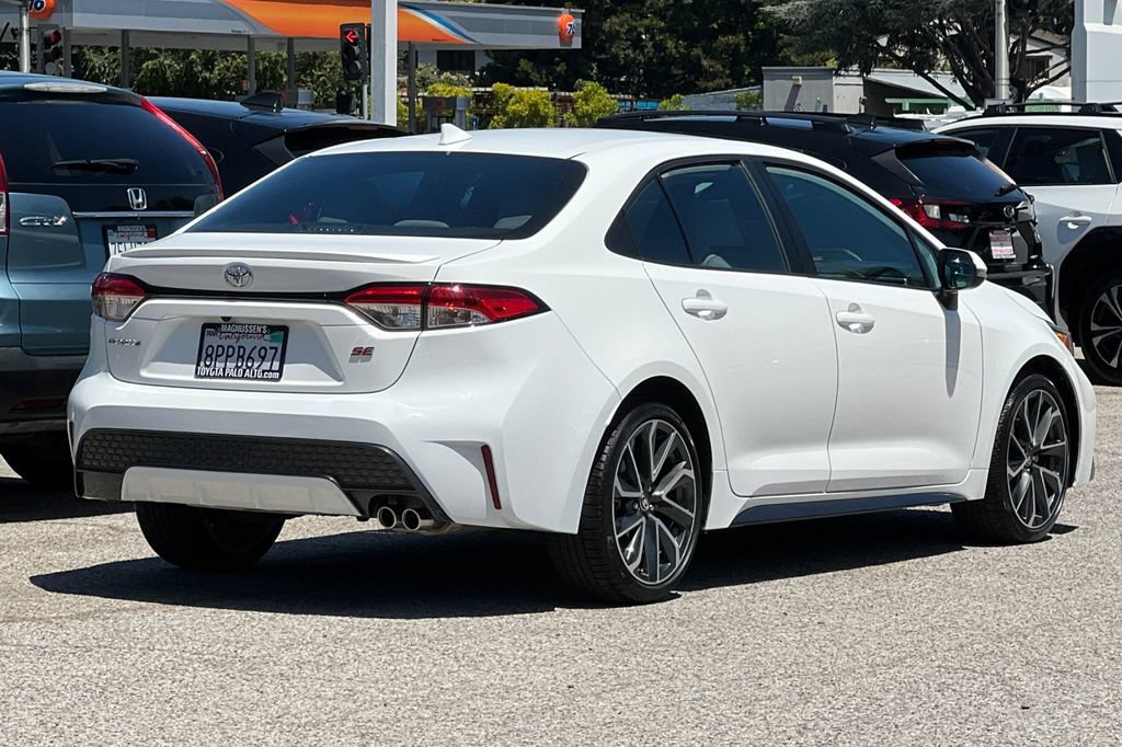 Certified 2020 Toyota Corolla SE FWD image 3