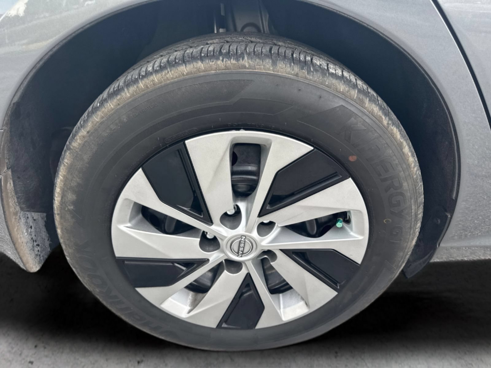 Certified 2025 Nissan Altima 2.5 S FWD image 37