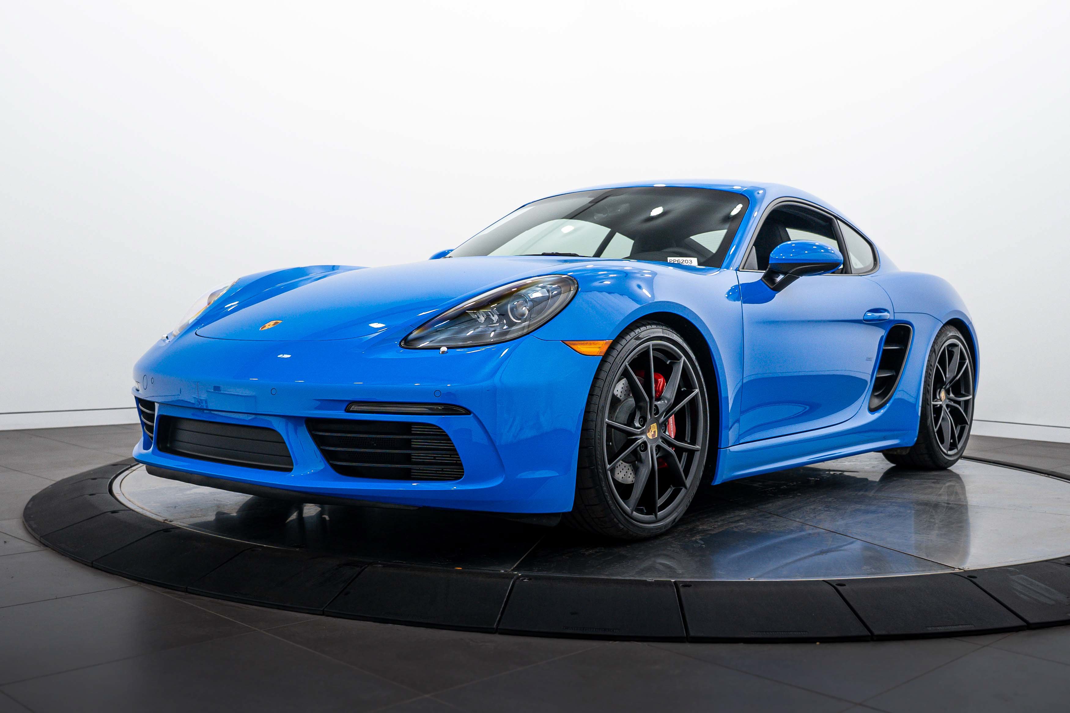 Certified 2025 Porsche 718 Cayman S RWD image 1