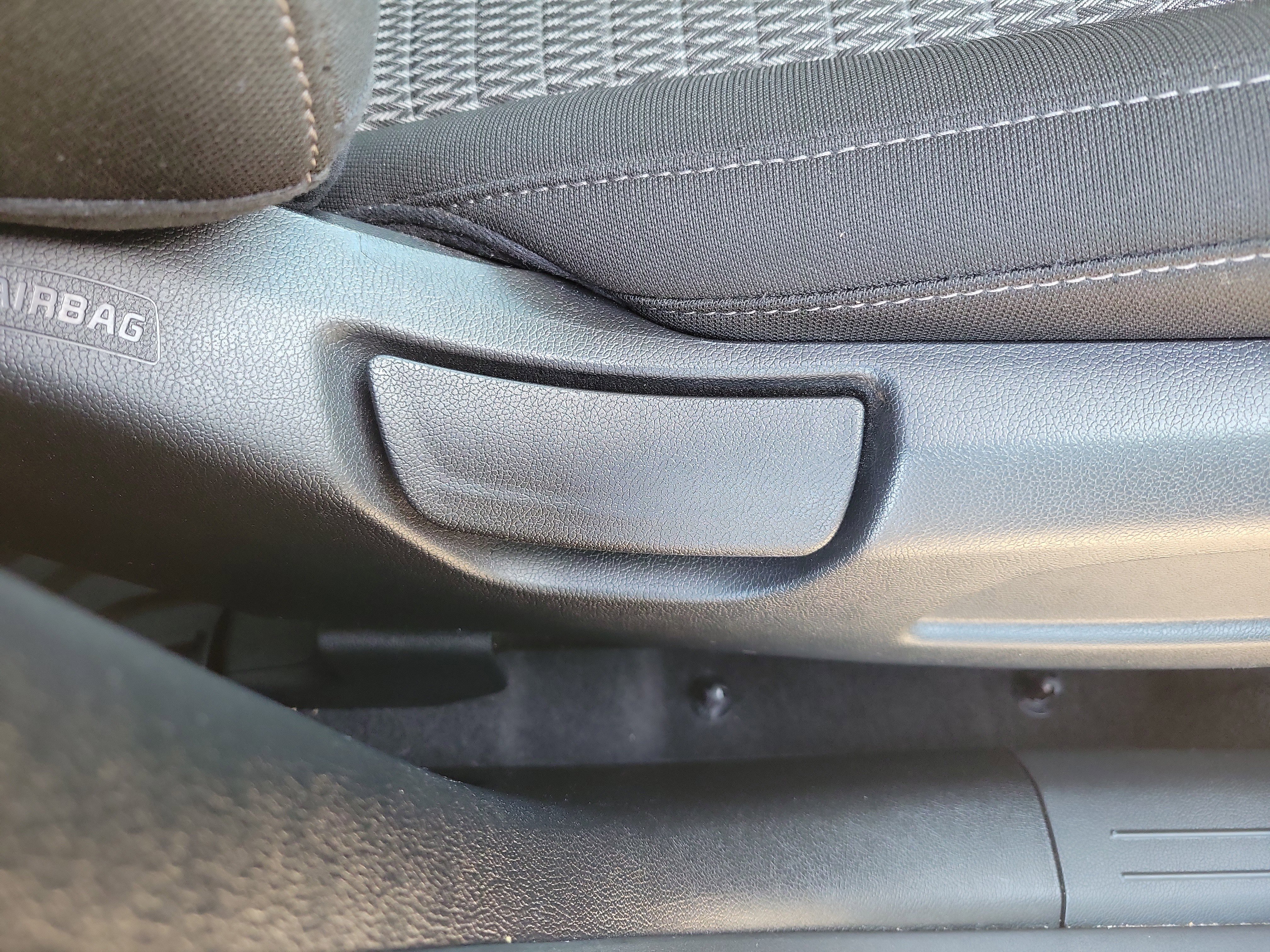 Certified 2023 Kia Sorento LX image 9