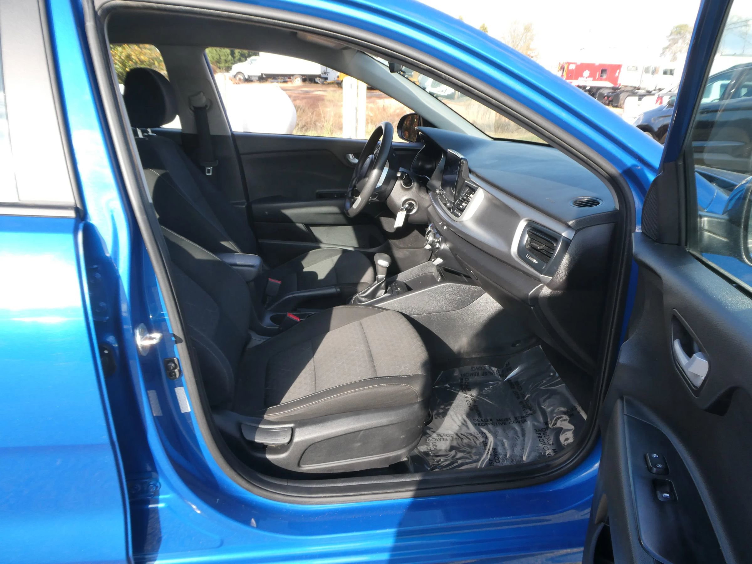 Used 2022 Kia Rio S image 22