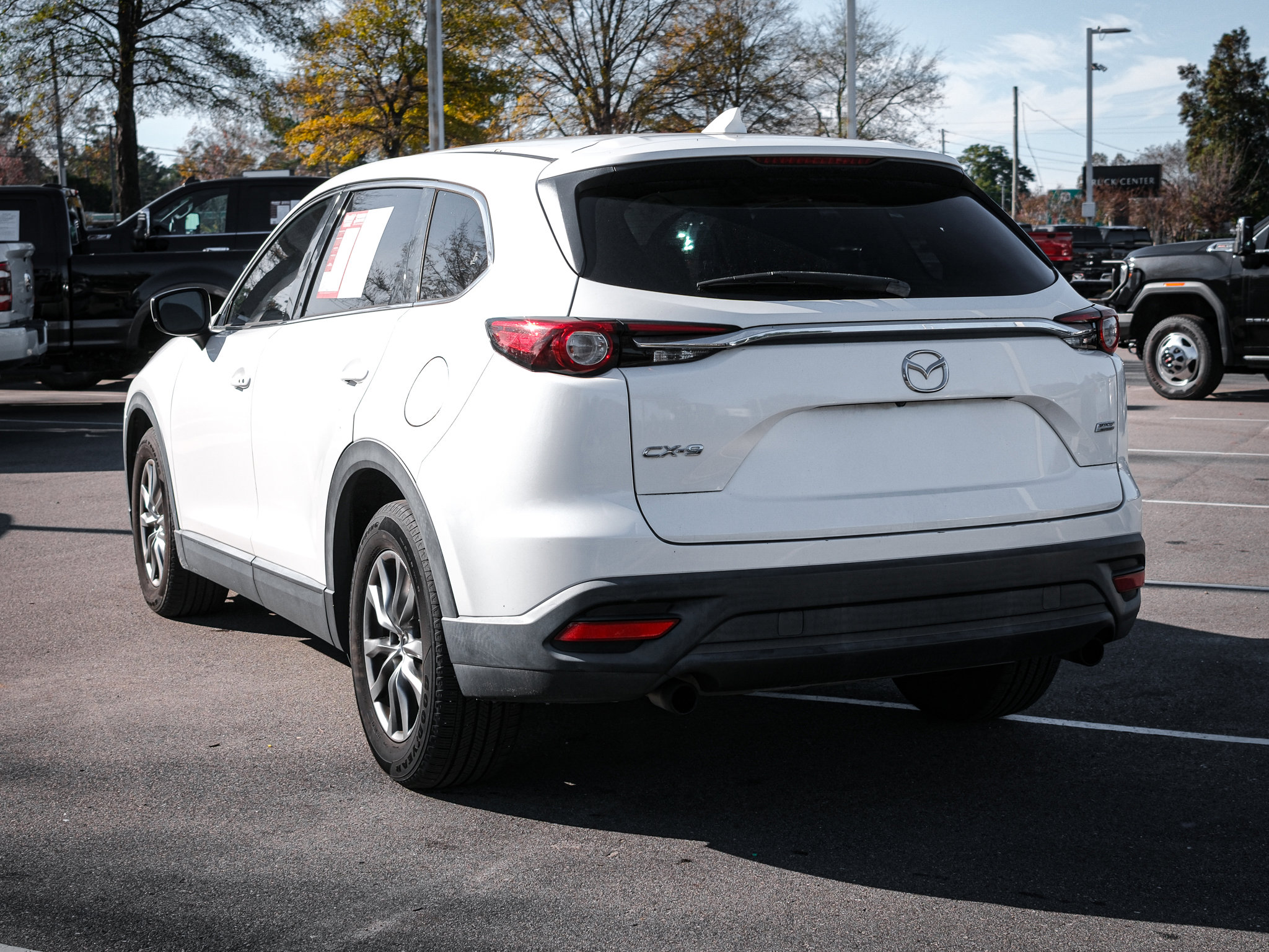 Used 2018 MAZDA CX-9 Touring image 9