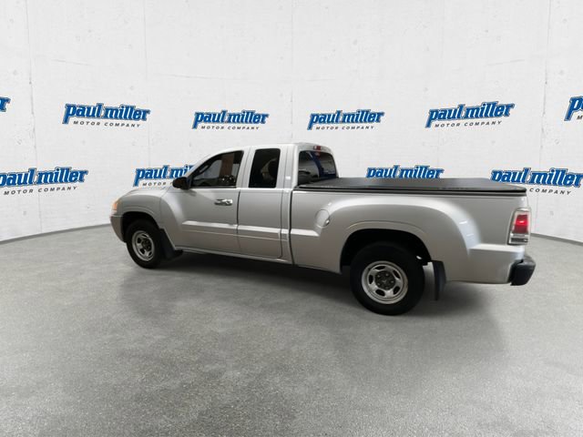 Used 2007 Mitsubishi Raider LS RWD image 8