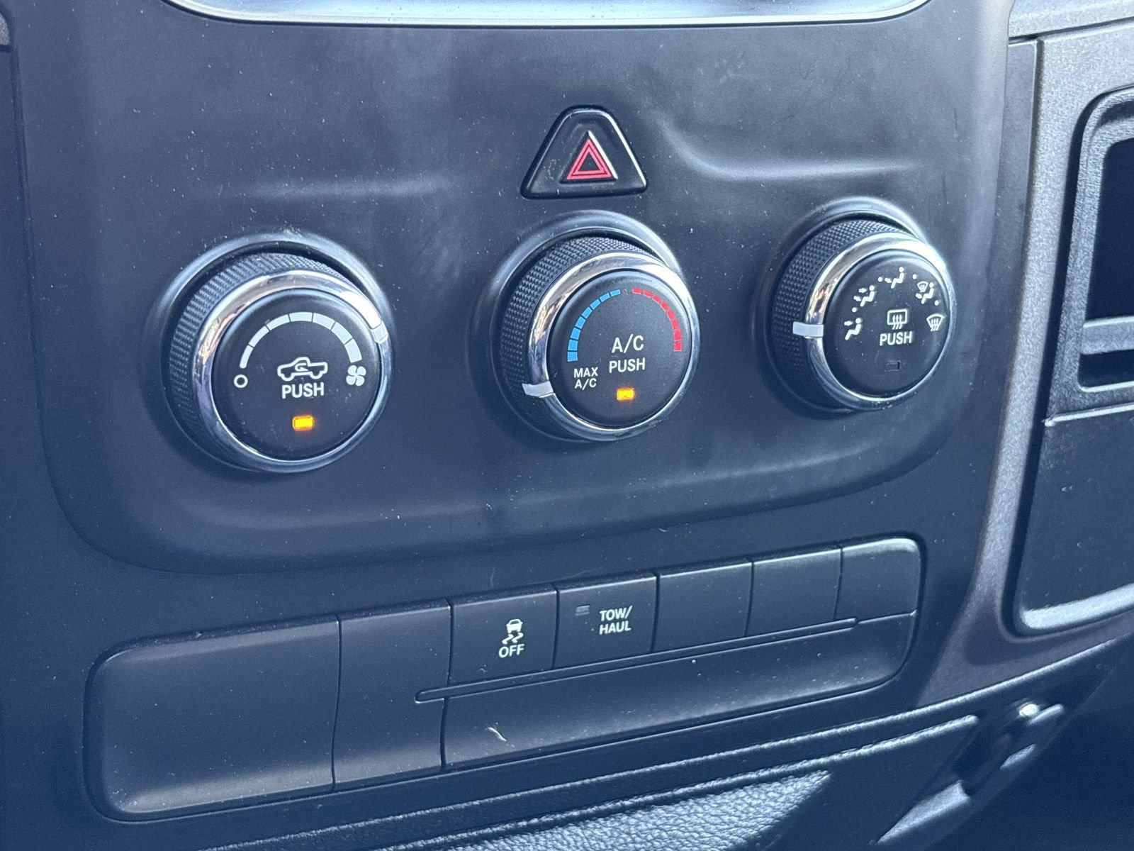 Used 2017 RAM 1500 Tradesman w/ Power & Remote Entry Group RWD image 8