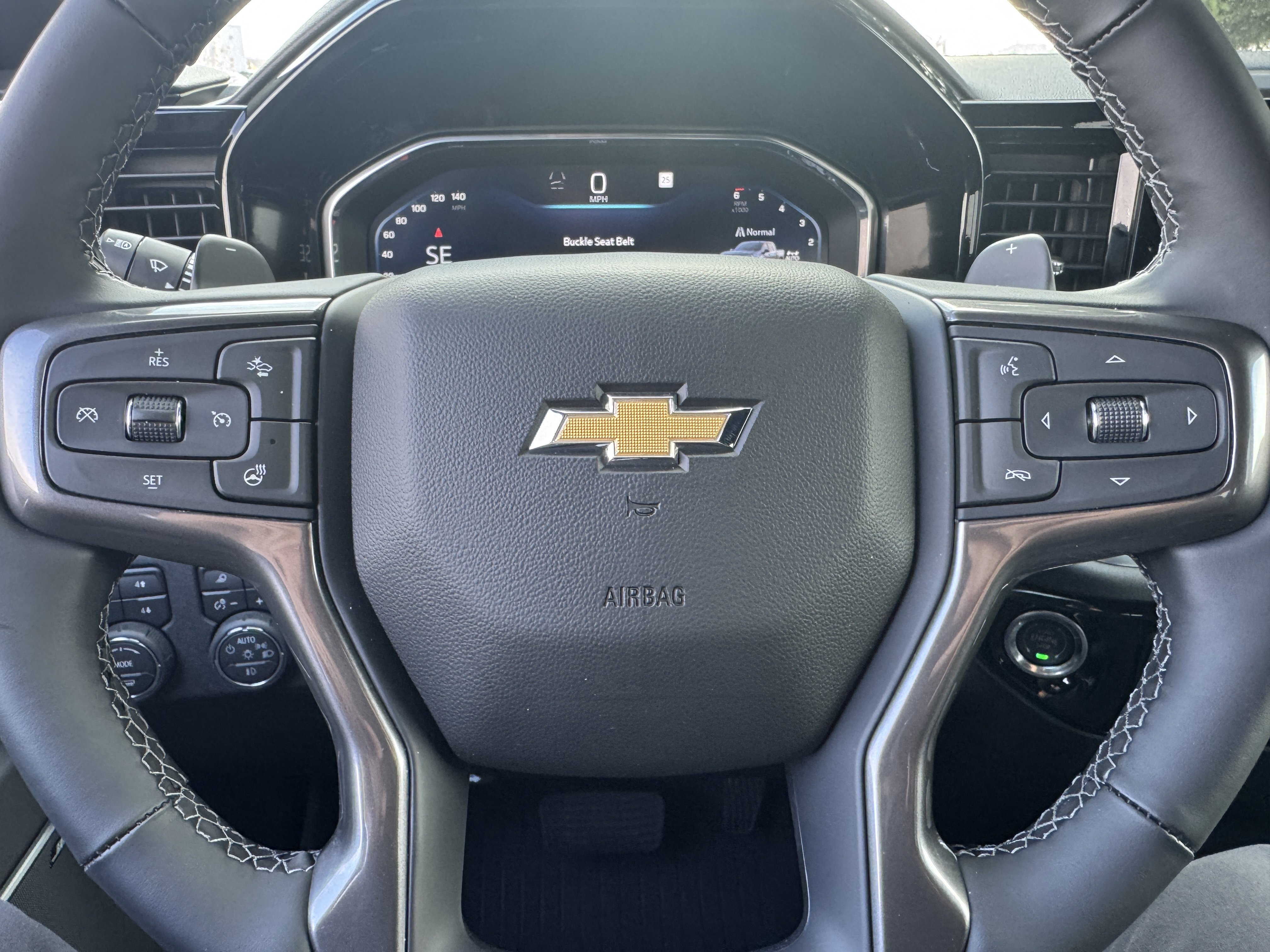 New 2026 Chevrolet Silverado 1500 High Country w/ Technology Package AWD/4WD image 34