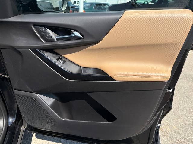 Used 2025 Chevrolet Equinox ACTIV w/ Safety and Technology Package FWD image 23