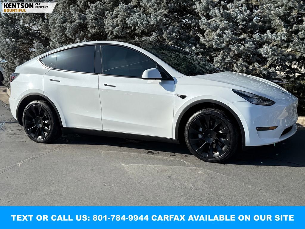 Used 2023 Tesla Model Y Long Range image 12