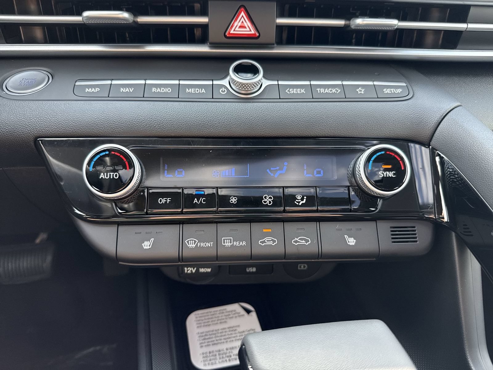 New 2026 Hyundai Elantra Limited FWD image 21