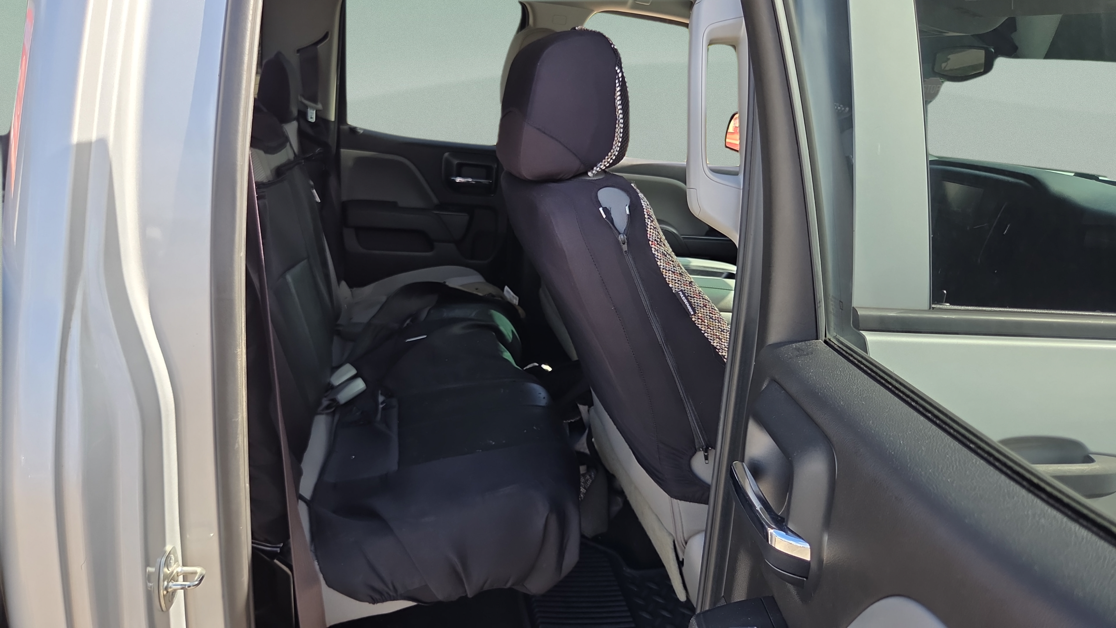 Used 2017 Chevrolet Silverado 1500 Custom w/ Custom Convenience Package RWD image 19
