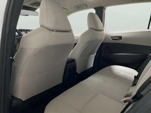 Used 2024 Toyota Corolla Cross L FWD image 19