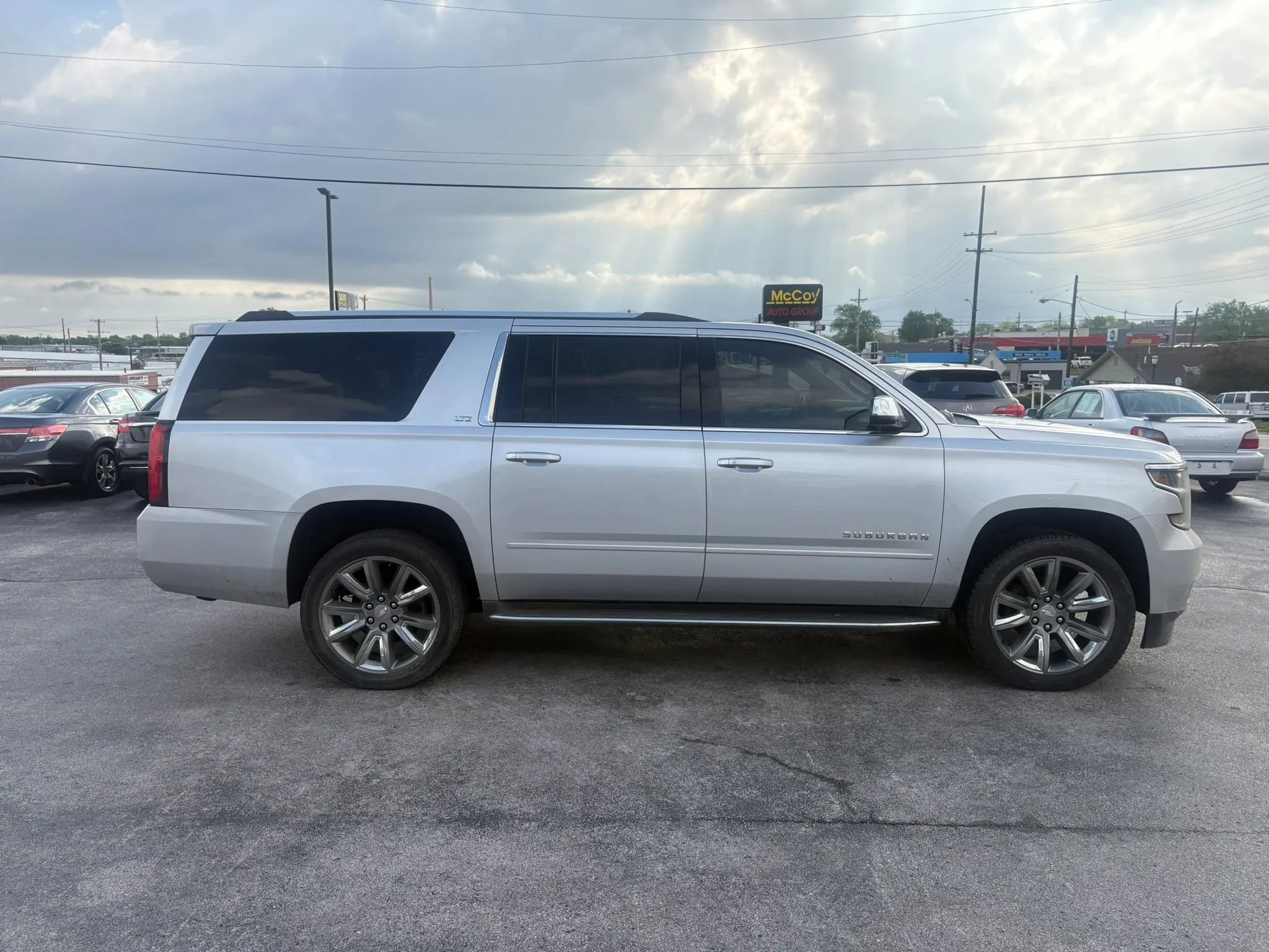 Used 2016 Chevrolet Suburban LTZ AWD/4WD image 8