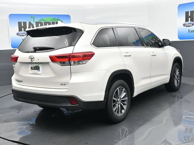 Used 2018 Toyota Highlander XLE FWD image 5