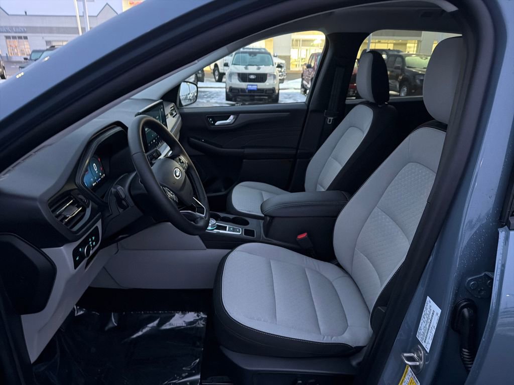 New 2026 Ford Escape Active w/ Active Premium Tech Pack image 9