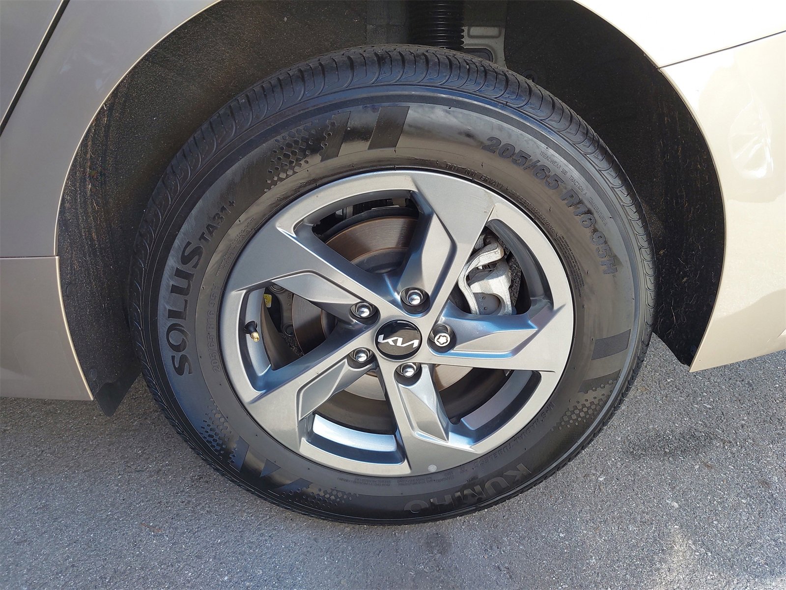 Used 2022 Kia K5 LXS image 37