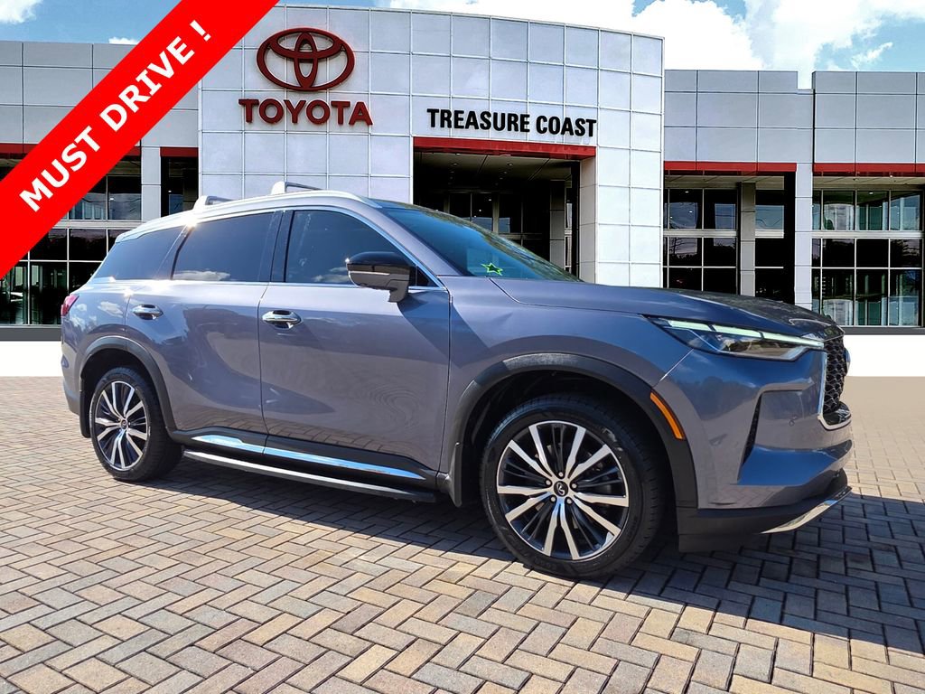 Used 2022 INFINITI QX60 Sensory w/ Cargo Package