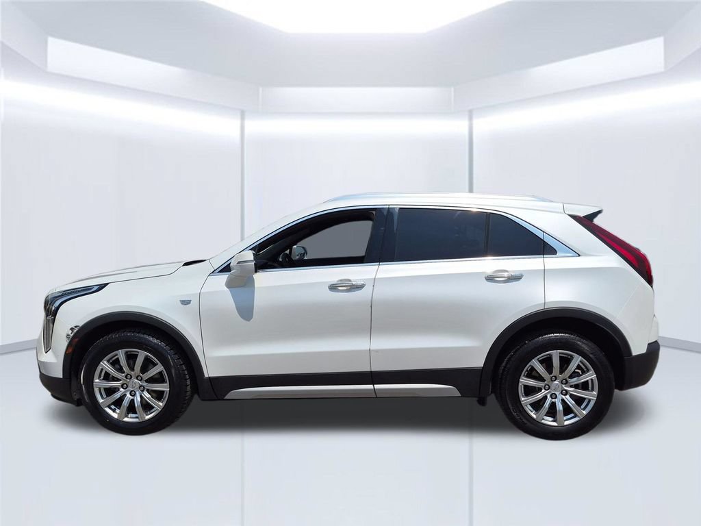Used 2023 Cadillac XT4 Premium Luxury w/ Driver Assist Package FWD image 2