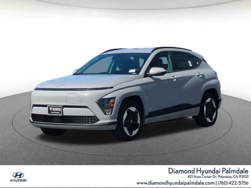 Used 2025 Hyundai Kona SEL FWD image 3