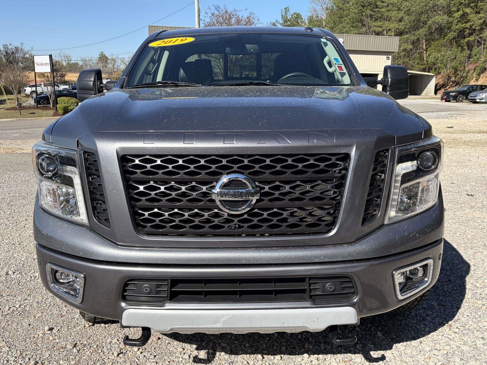 Used 2019 Nissan Titan PRO-4X w/ Pro-4x Convenience Package image 25