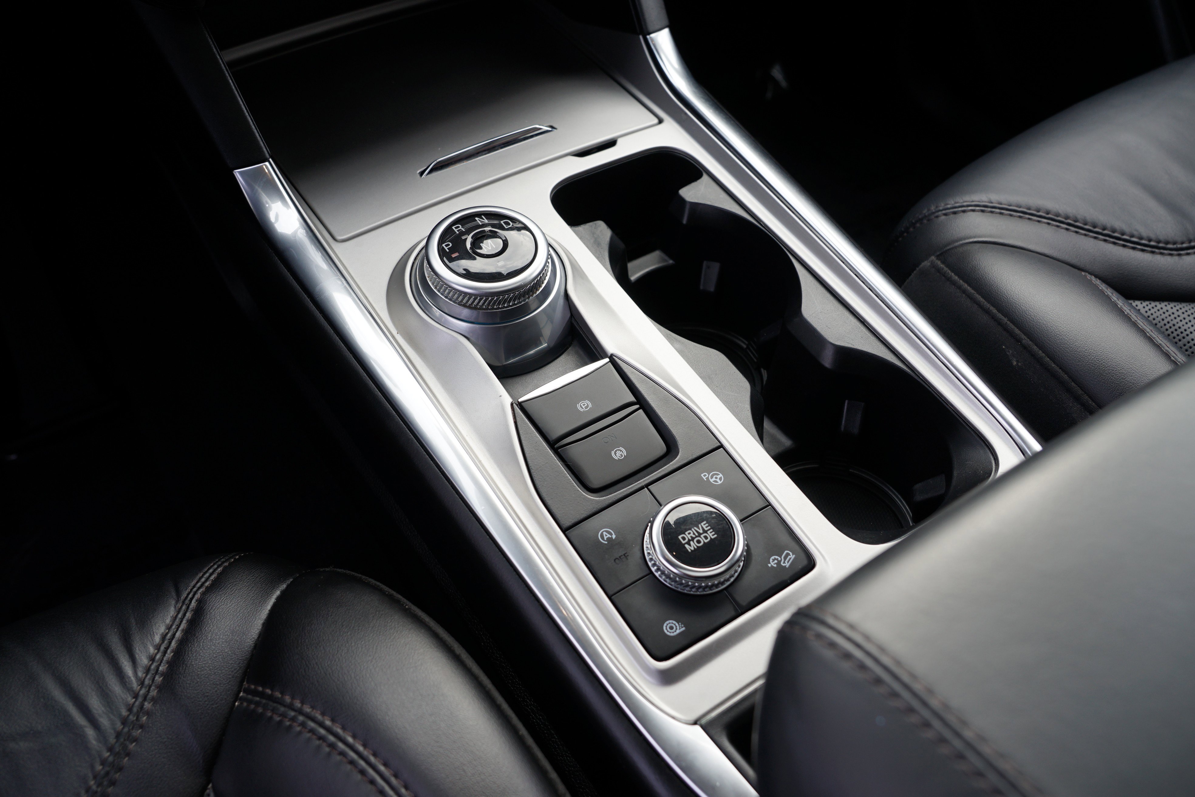 Used 2021 Ford Explorer Platinum w/ Equipment Group 601A image 28