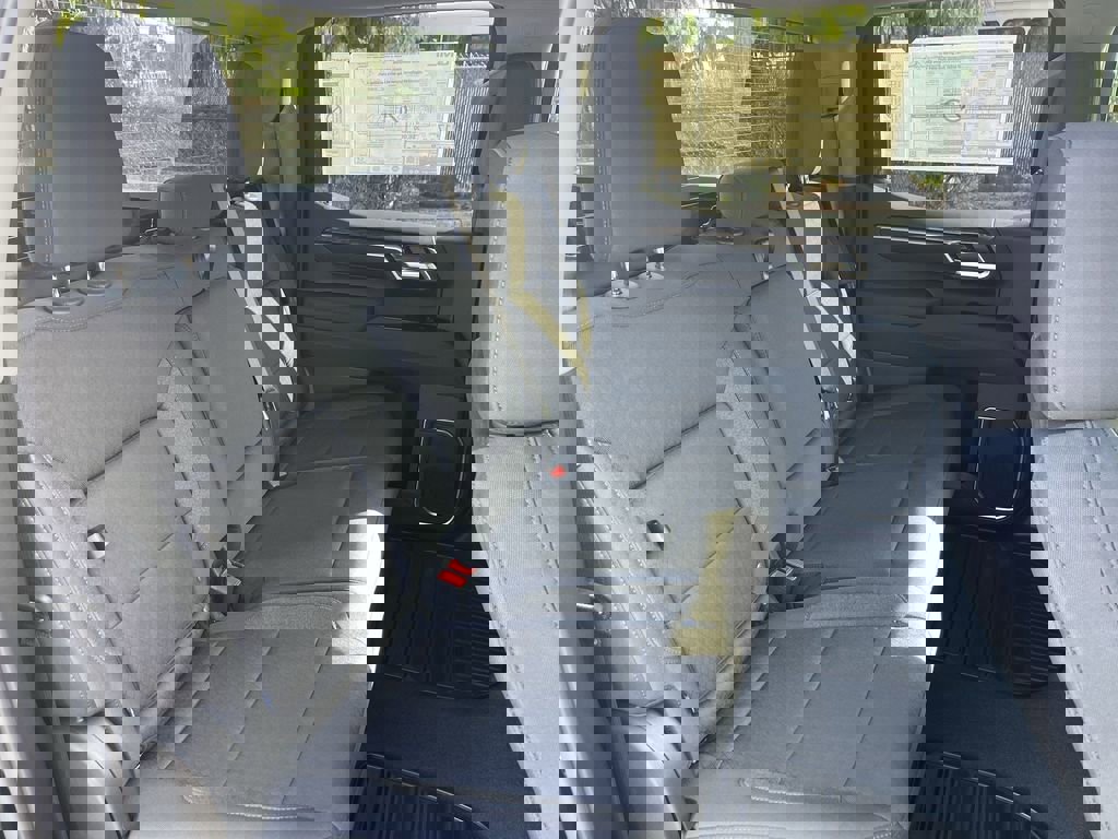 New 2026 GMC Sierra 1500 Elevation image 26