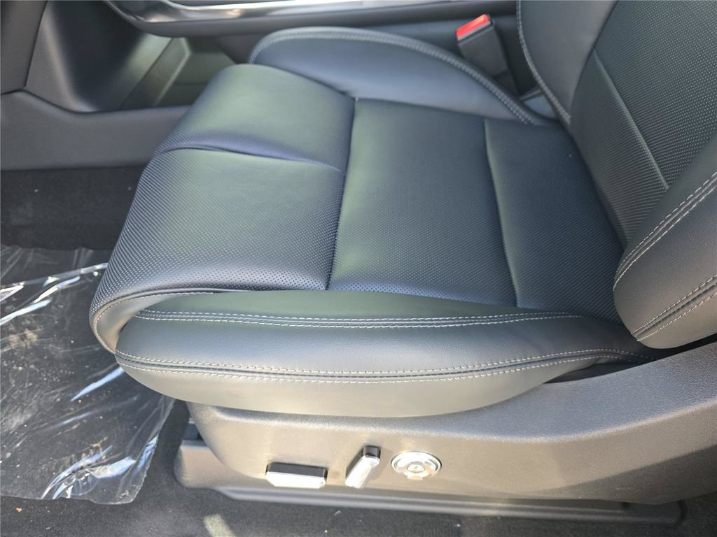 New 2027 Lincoln Navigator L Premier RWD image 18