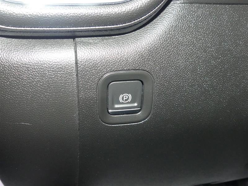 Used 2019 GMC Sierra 1500 Elevation w/ Elevation Value Package image 25