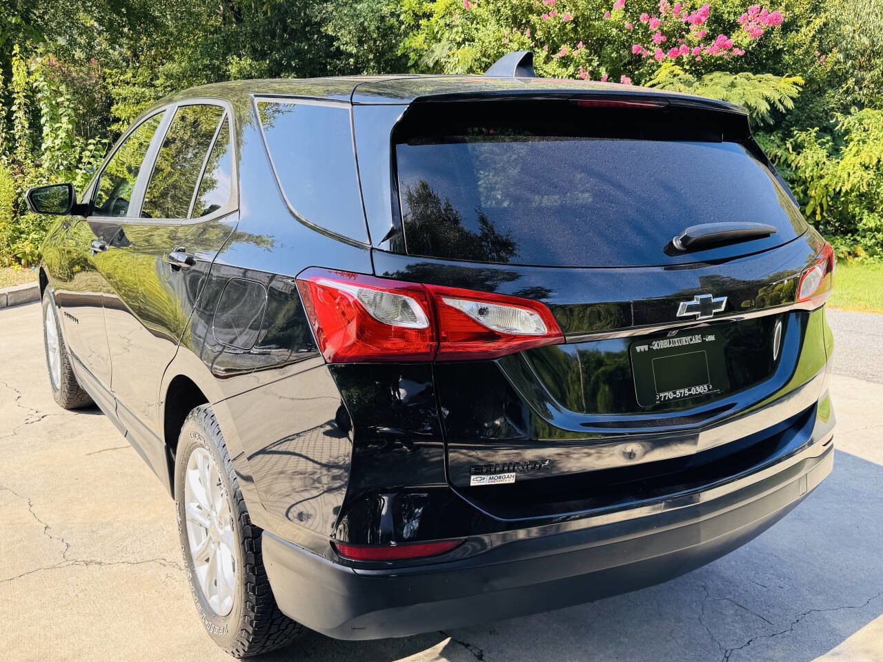 Used 2020 Chevrolet Equinox LS w/ LS Convenience Package image 3