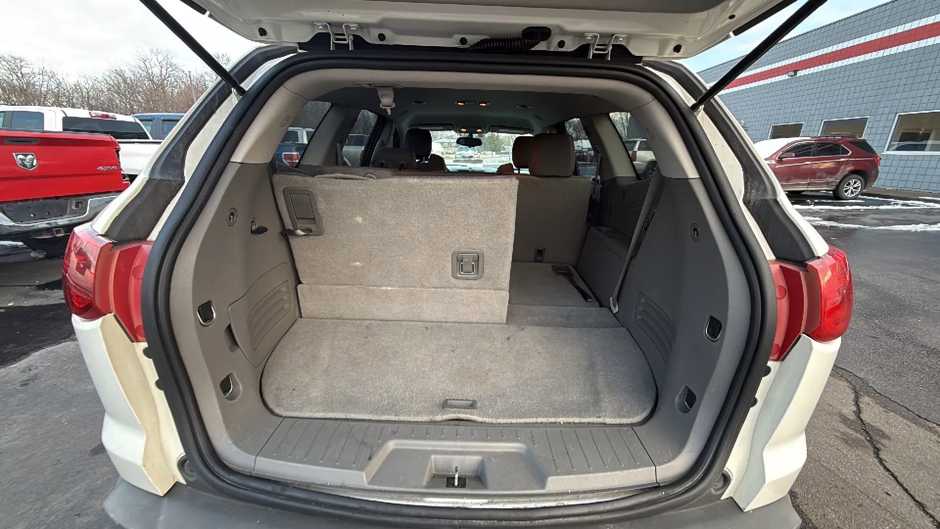 Used 2012 Chevrolet Traverse LS image 15