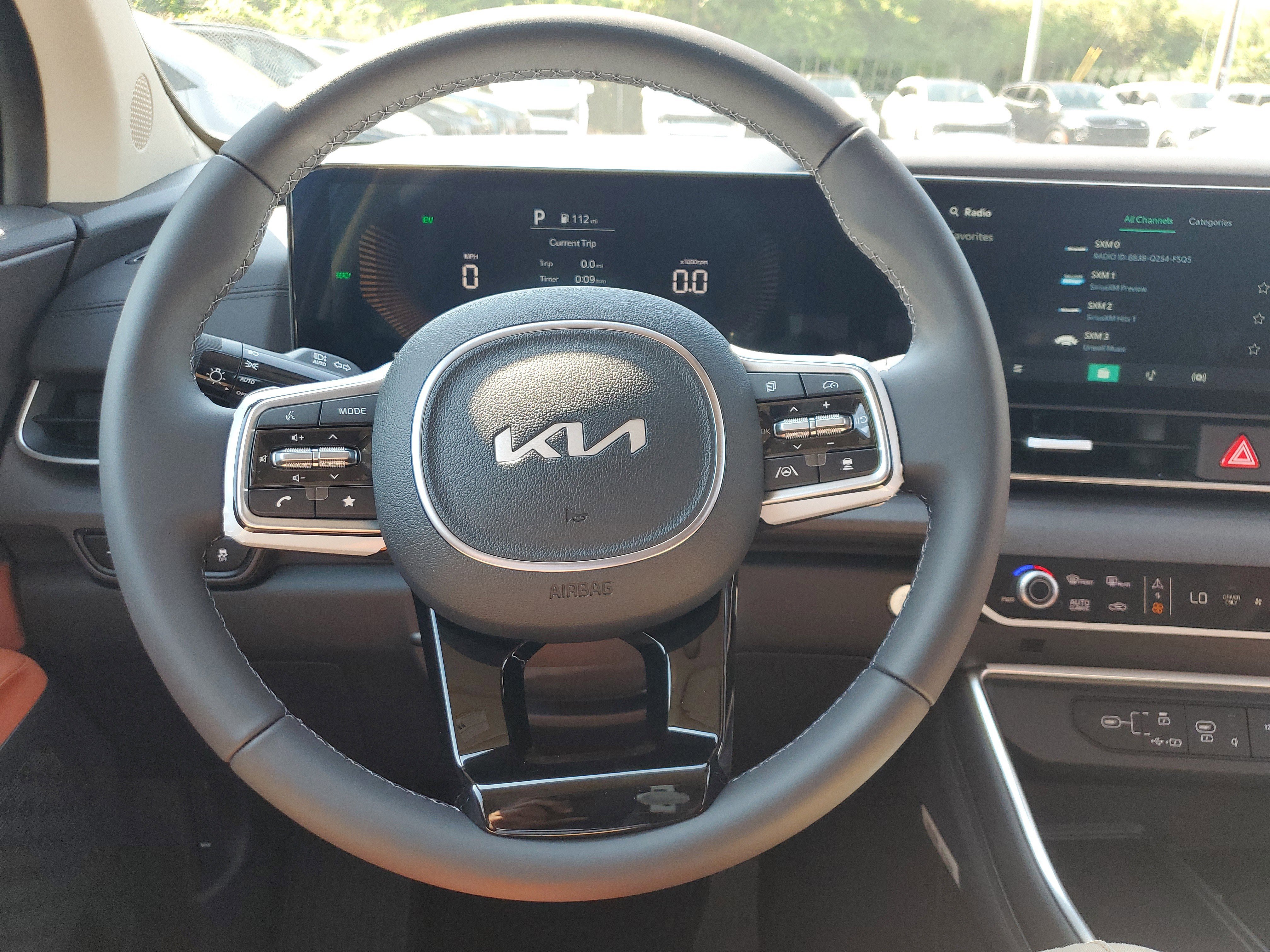 New 2026 Kia Carnival EX image 25