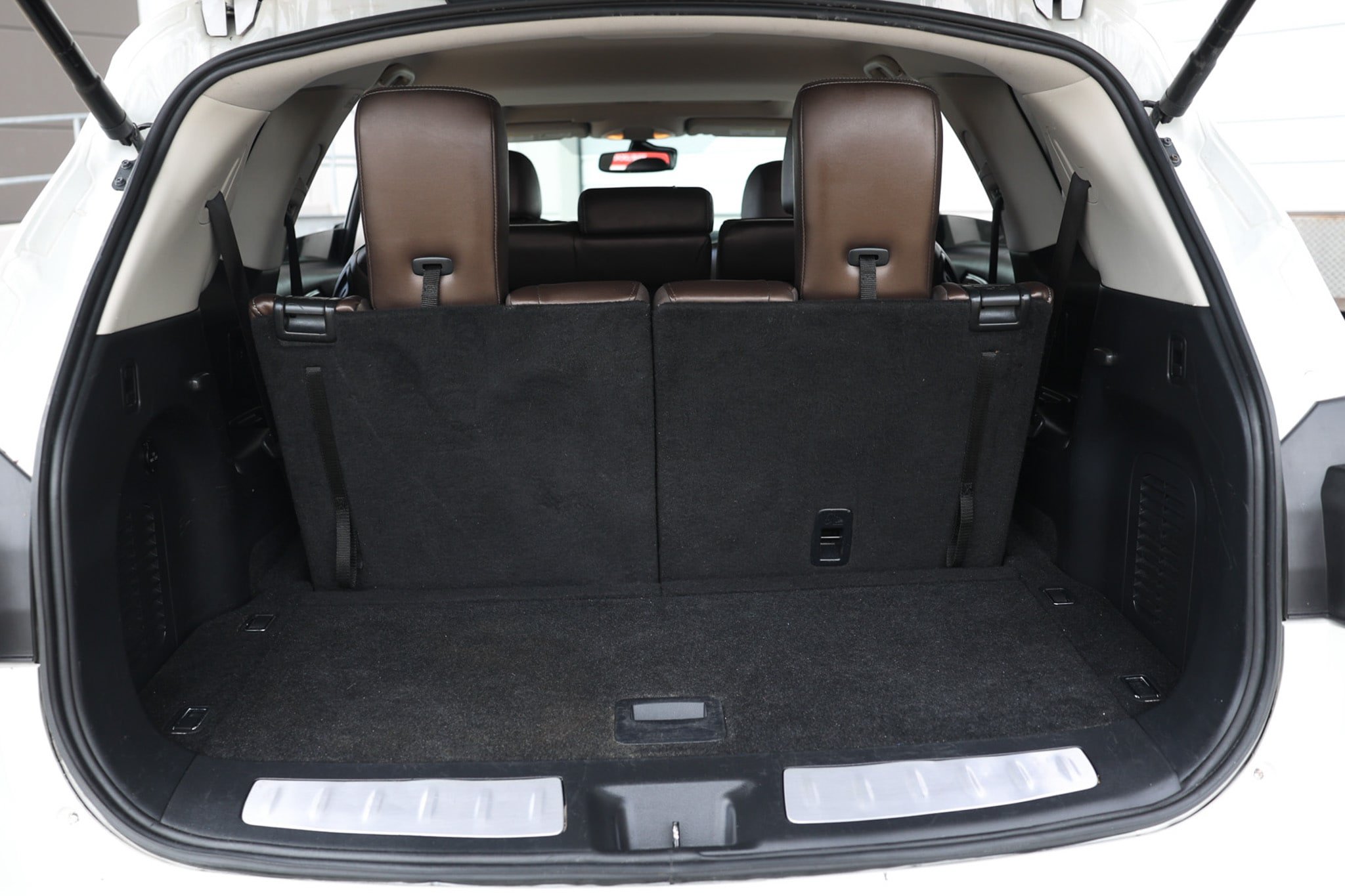 Used 2019 INFINITI QX60 Luxe w/ Essential Package FWD image 28