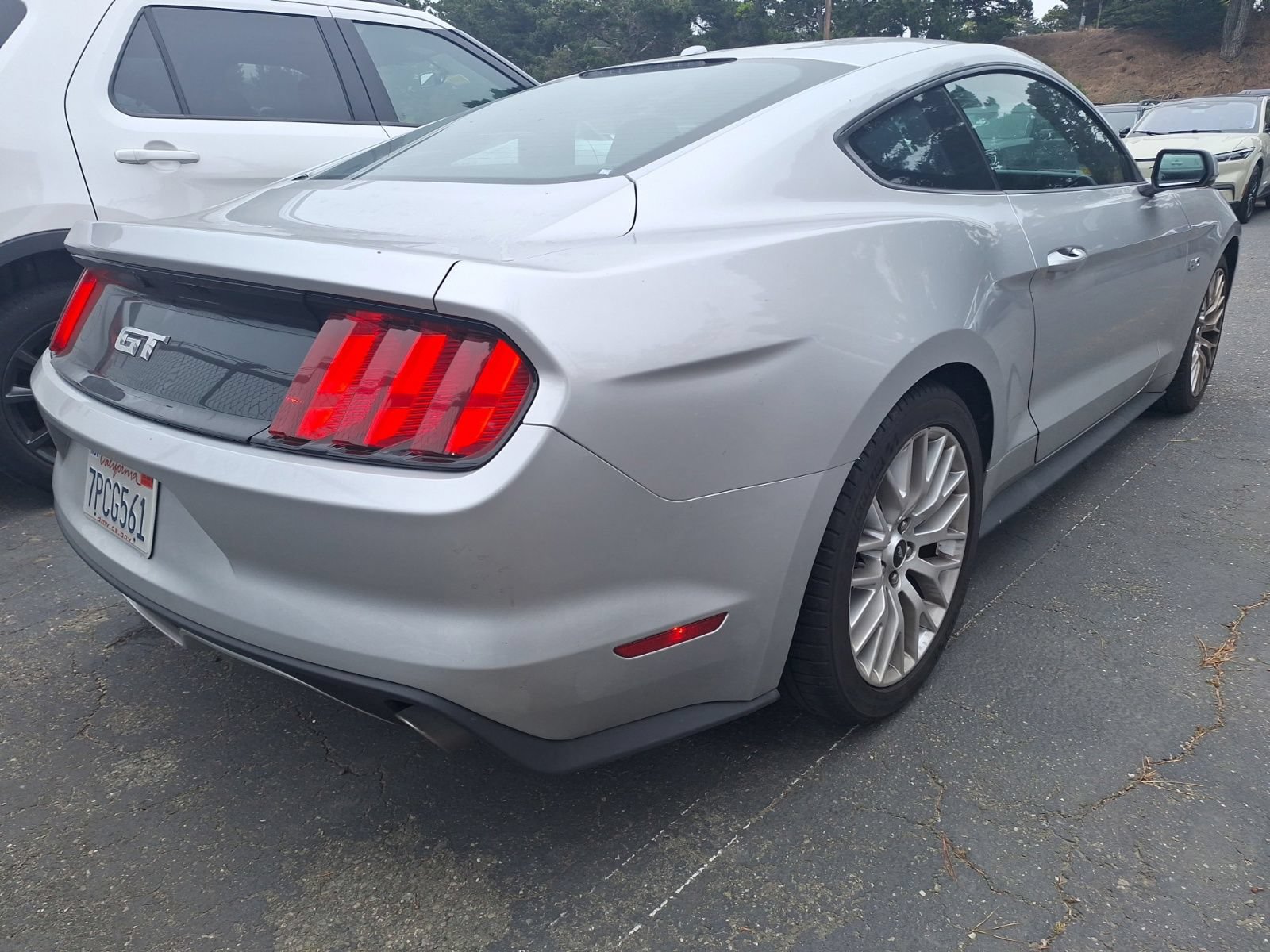 Used 2016 Ford Mustang GT Premium w/ GT Performance Package RWD image 6