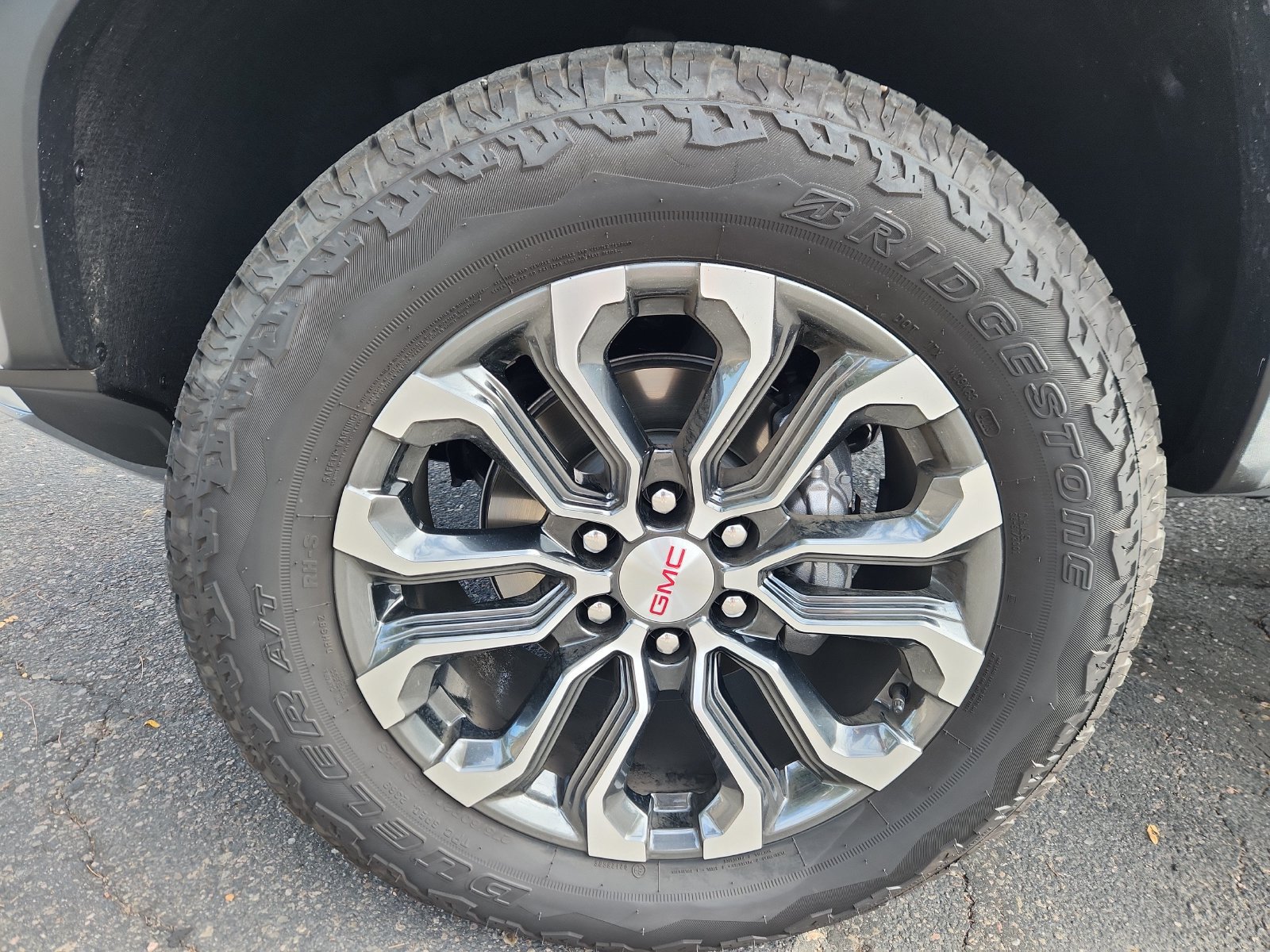 Used 2026 GMC Canyon Denali AWD/4WD image 19