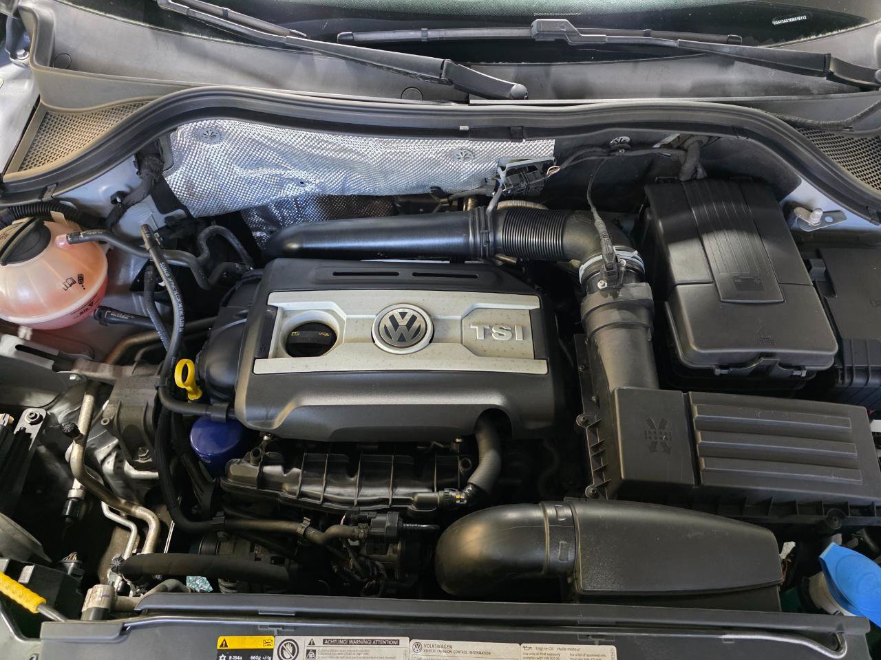 Used 2014 Volkswagen Tiguan SEL FWD image 38