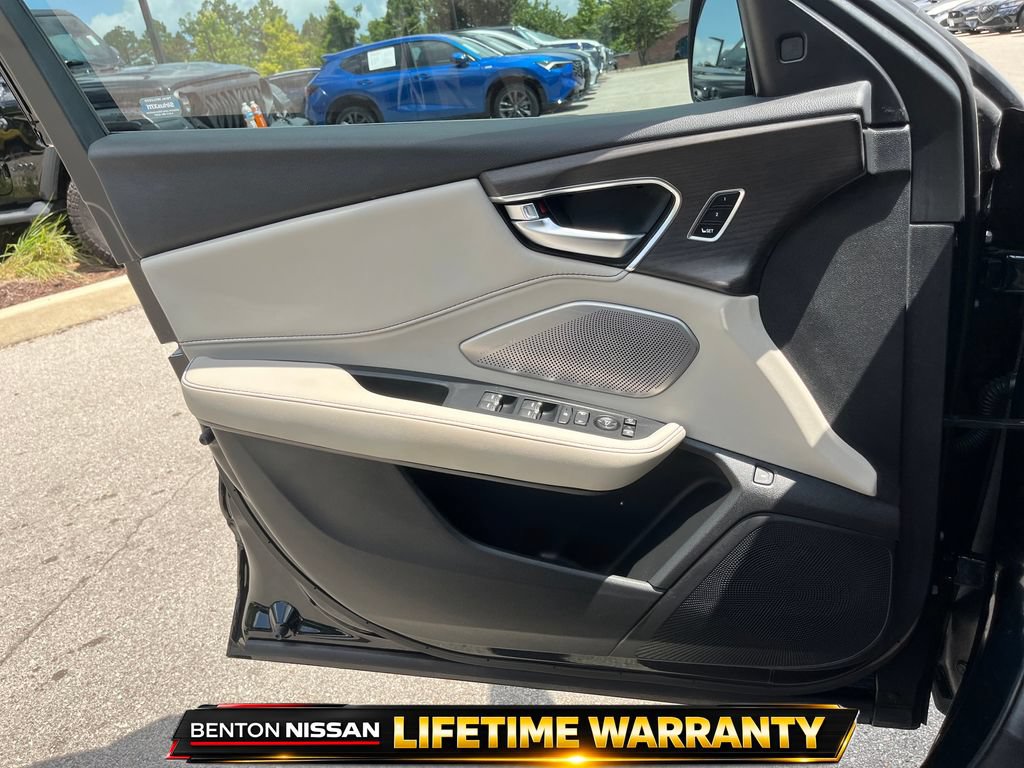 Used 2025 Acura RDX SH-AWD w/ Advance Package image 11