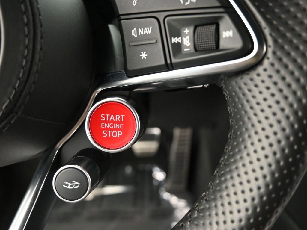 Used 2018 Audi R8 V10 plus w/ 20" Wheel Package image 24