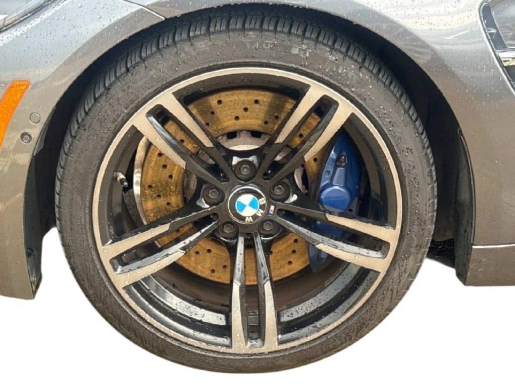 Used 2018 BMW M3 RWD image 11