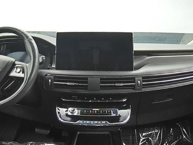 Used 2023 Lincoln Corsair Reserve w/ Equipment Group 201A AWD/4WD image 21