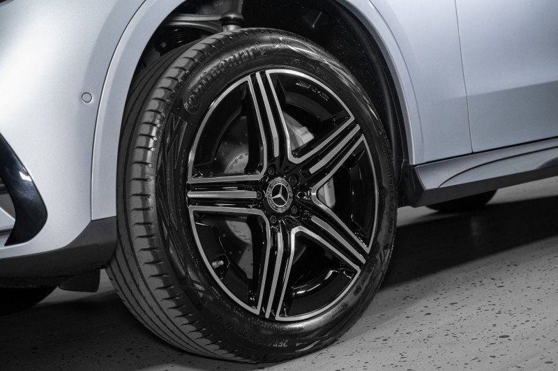 Certified 2026 Mercedes-Benz GLC 300 image 9