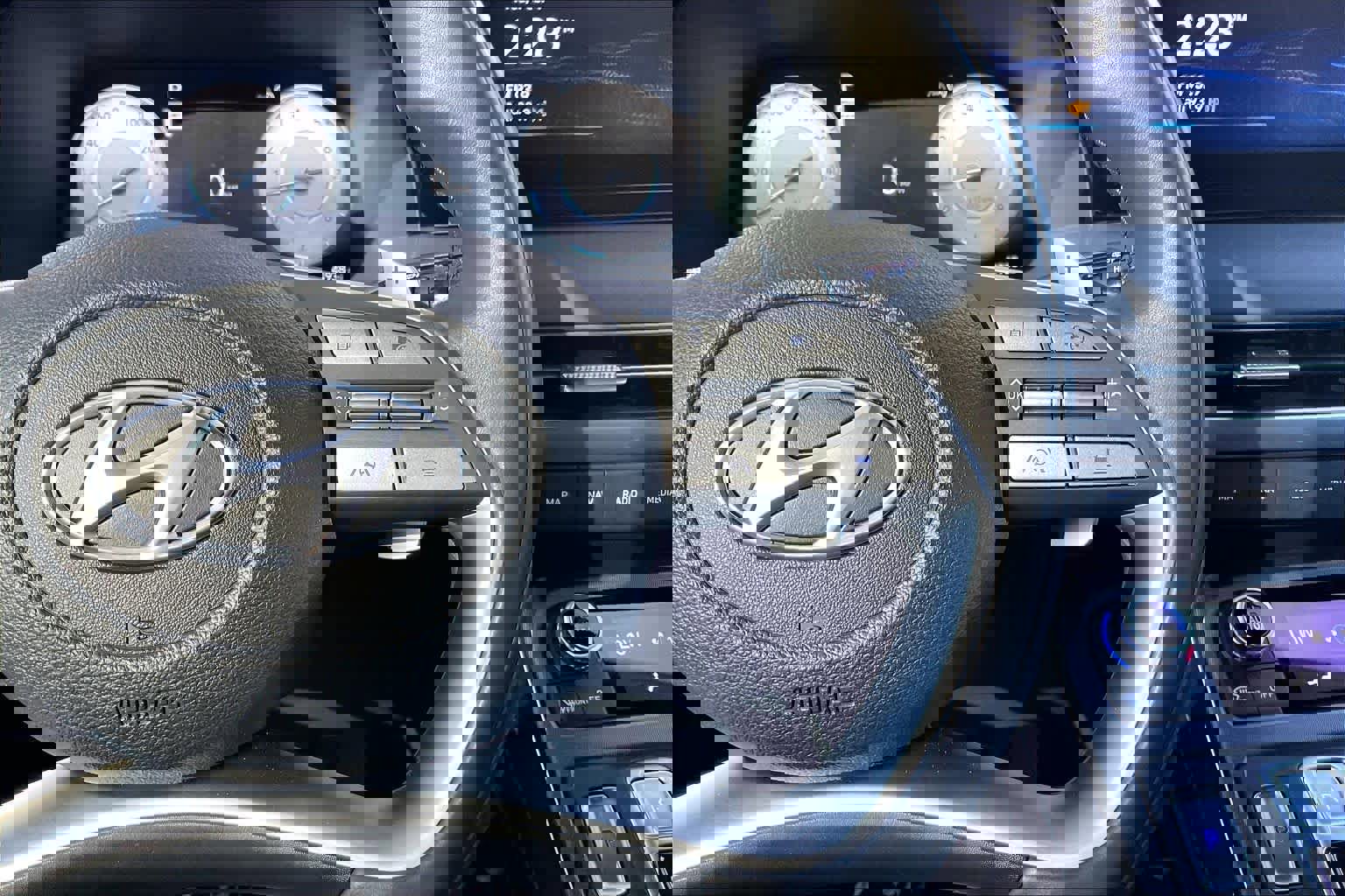 Used 2024 Hyundai Palisade Calligraphy image 25