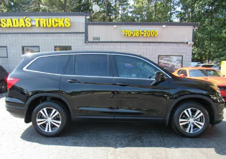 Used 2017 Honda Pilot EX-L image 2