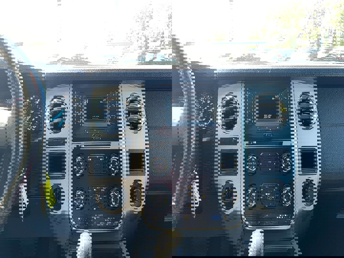 Used 2016 Ford Expedition EL XLT image 16