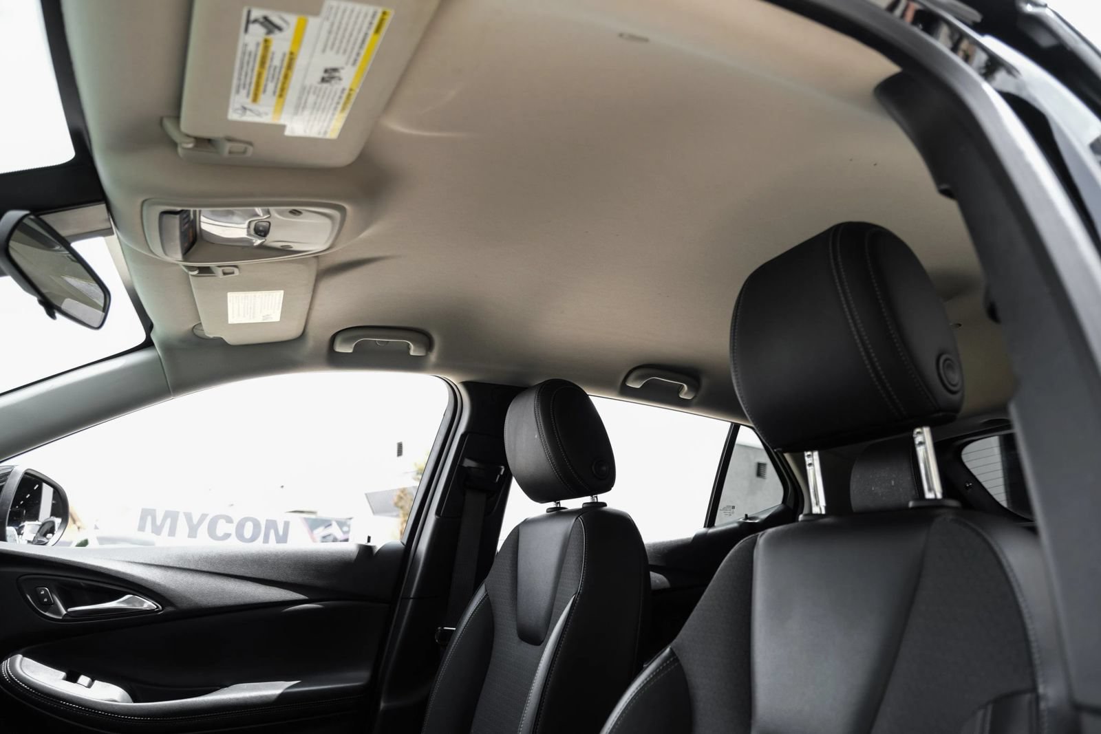 Used 2023 Buick Encore GX Select w/ Sport Touring Package FWD image 29