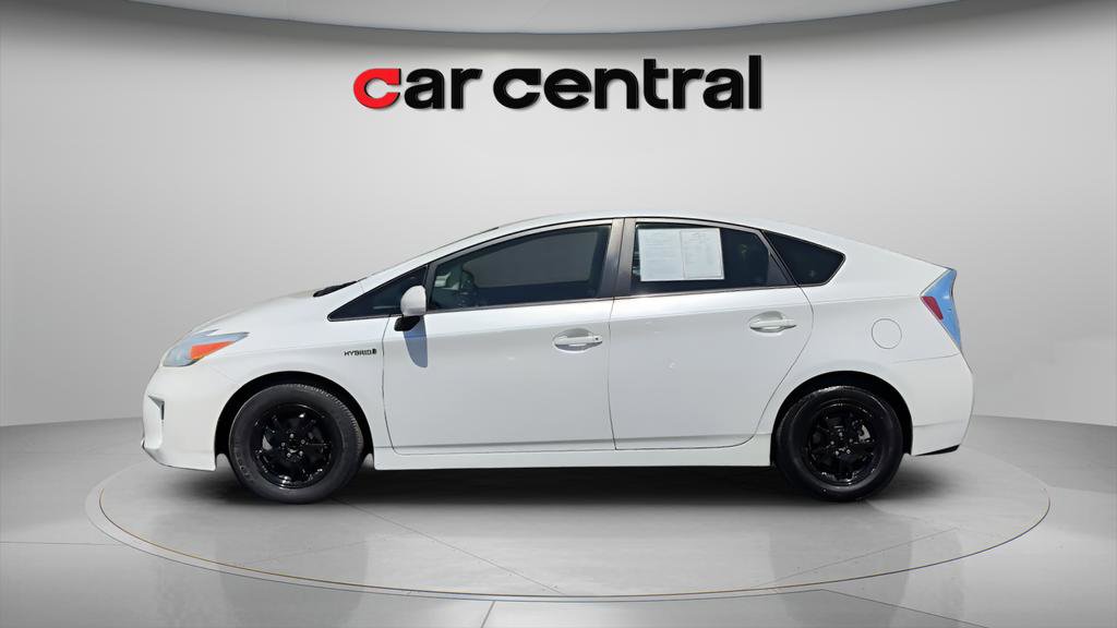 Used 2013 Toyota Prius Three FWD image 2