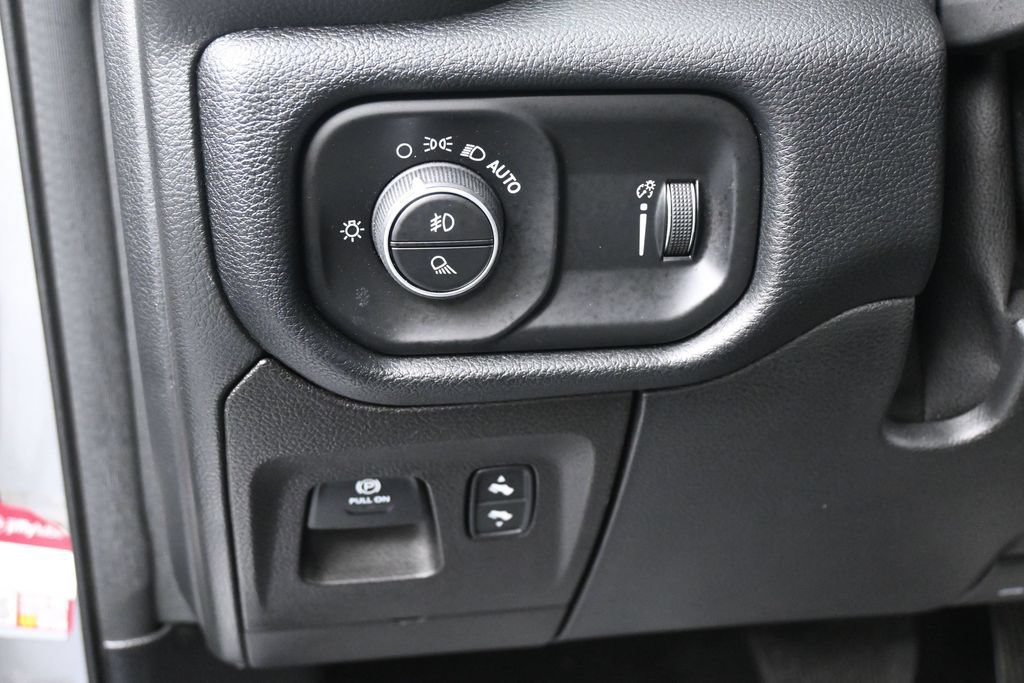 Used 2021 RAM 1500 Big Horn AWD/4WD image 16