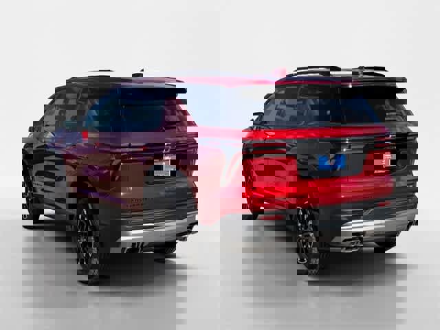 Used 2025 Chevrolet Traverse Z71 w/ Driver Confidence Package image 9