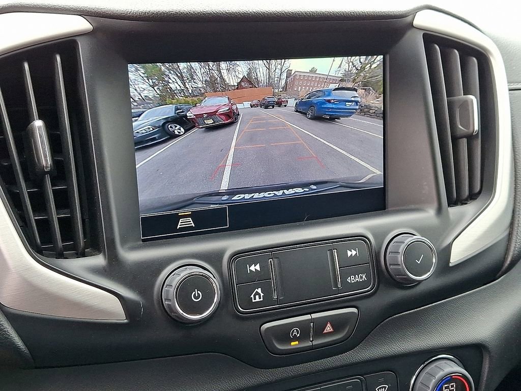 Used 2024 GMC Terrain SLT image 18